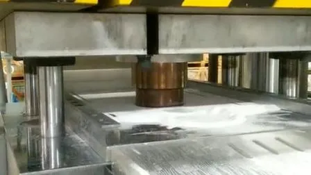 Prensa servo-hidráulica de compactação de metalurgia do pó de 250 toneladas com sistema de alimentação automática