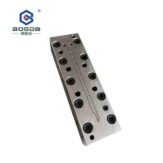 Molde de extrusão Bogda para painel de parede de teto de PVC